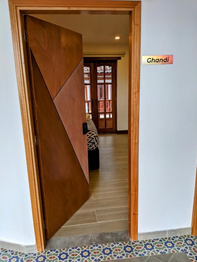 Off Hostel 莱瓦镇 外观 照片