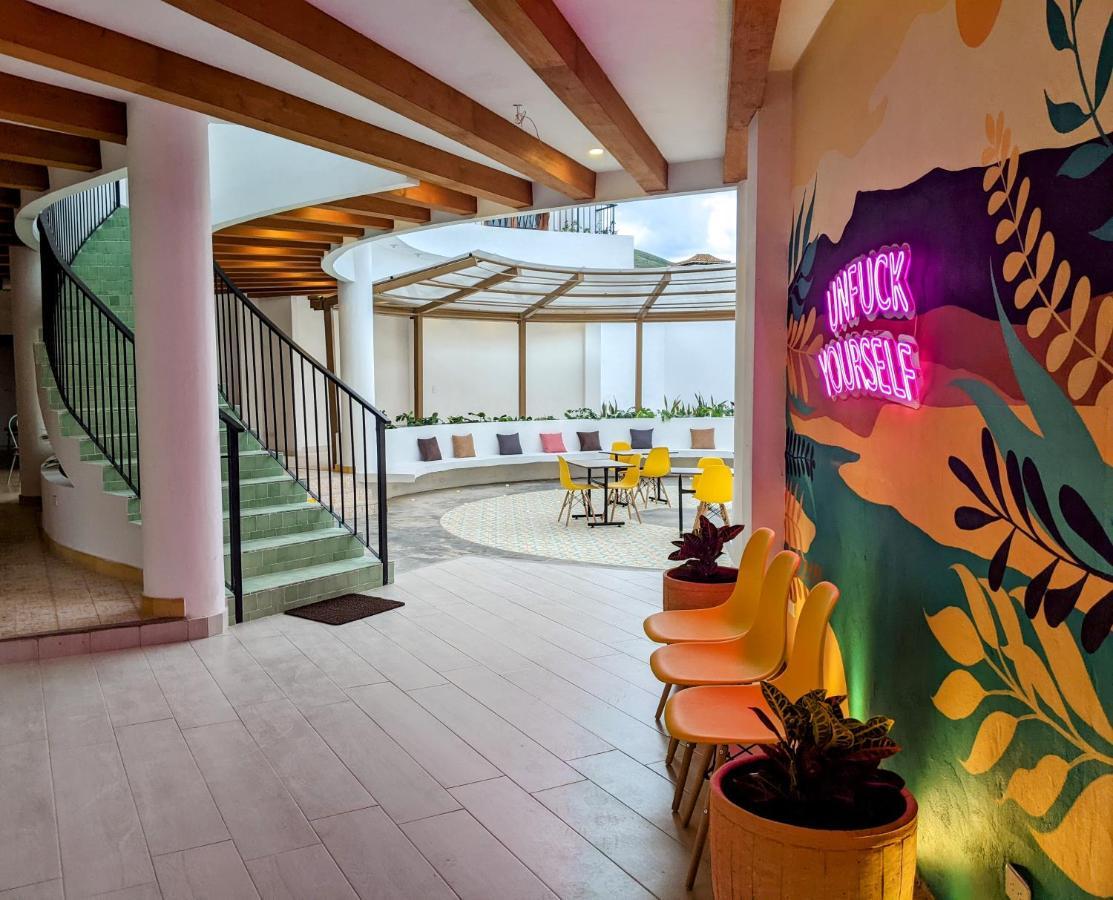 Off Hostel 莱瓦镇 外观 照片